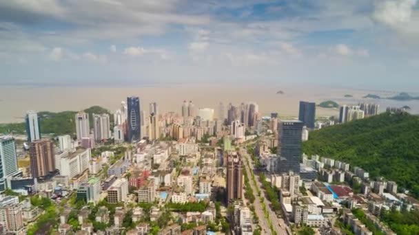 Panorama de la circulation dans le paysage urbain de Zhuhai — Video