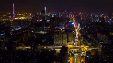 Gece vakti Guangzhou Endüstriyel Şehir Havası Panoraması. 4k zaman dilimi Çin porseleni