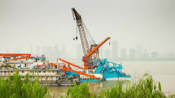 Wuhan Yangtzefloden industriella panorama — Stockvideo
