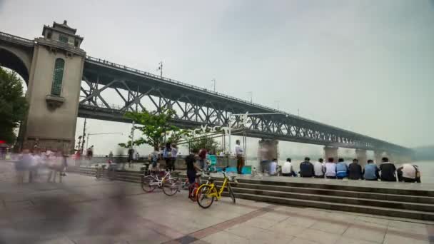 Wuhan Jangtsekiang Chang Jiang brug — Stockvideo