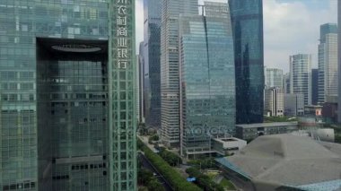 Gündüz vakti Guangzhou Endüstriyel Şehir Havası Panoraması. 4K Çin porseleni