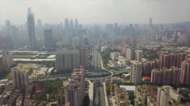 Gündüz vakti Guangzhou Endüstriyel Şehir Havası Panoraması. 4K Çin porseleni