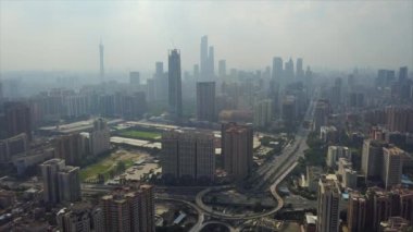 Gündüz vakti Guangzhou Endüstriyel Şehir Havası Panoraması. 4K Çin porseleni