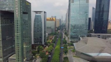 Gündüz vakti Guangzhou Endüstriyel Şehir Havası Panoraması. 4K Çin porseleni