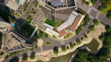 Shanghai cityscape Timelapse görüntüleri akşam. Pudong şehir merkezindeki en fazla Körfez hava panorama 4k Çin