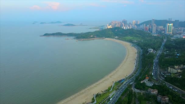 China noche tiempo iluminado zhuhai ciudad tráfico calle cruce antena panorama 4k lapso de tiempo — Vídeos de Stock