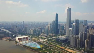 Gündüz vakti Guangzhou Endüstriyel Şehir Havası Panoraması. 4K Çin porseleni