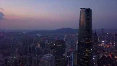 Gece vakti Guangzhou Endüstriyel Şehir Havası Panoraması. 4K Çin porseleni