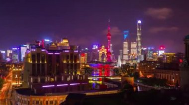 Gece saat timelapse trafik Şanghay '. Cityscape hava panorama 4k Çin