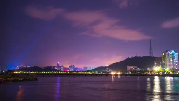 China noche tiempo iluminado zhuhai ciudad tráfico calle cruce antena panorama 4k lapso de tiempo — Vídeos de Stock