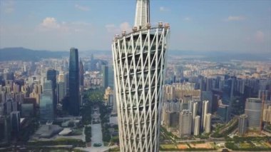 Guangzhou - Ocak 4: Guangzhou Canton Tv Kulesi, Guangzhou, Çin. Renkli gün zaman sahne Guangzhou Canton Tv astronomik ve Çin'deki en yüksek Kulesi gezi Kulesi