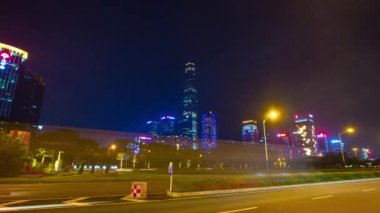 gece ışıklı ünlü pudong cityscape hava trafik timelapse panorama 4 k Çin shanghai