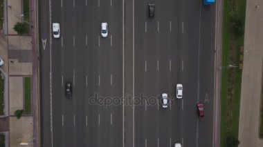 Moskova şehir güneşli gün trafik panorama 4k Rusya