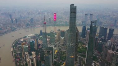 Akşam vakti Shanghai şehir manzaralı pudong şehir merkezindeki Bay Air Panorama 4k porseleni.
