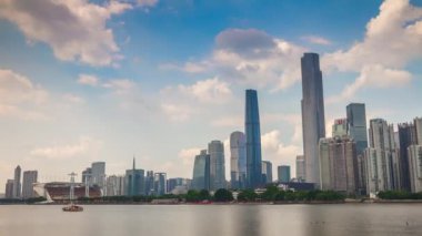 Gündüz vakti Guangzhou Endüstriyel Şehir Havası Panoraması. 4k zaman dilimi Çin porseleni