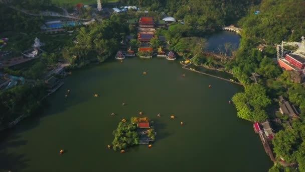 中国夜景照亮珠海城市交通街十字路口空中全景4k 延时 — 图库视频影像