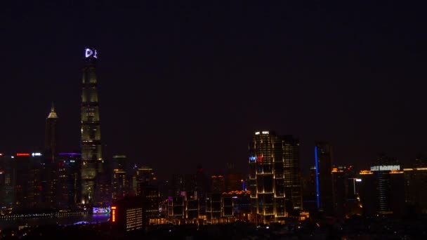 夜景照明著名的上海城市景观航空全景4K — 图库视频影像