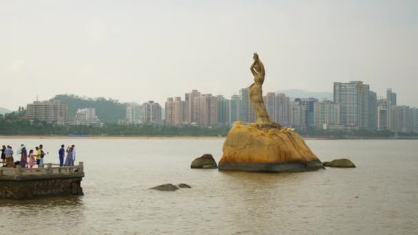 Gün Zaman Zhuhai Cityscape Fisher Kız Anıt Defne Panorama Turistler — Stok video