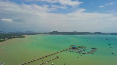 ünlü tatil Beach phuket Adası'nın panoramik çekim. 4 k timelapse görüntüleri
