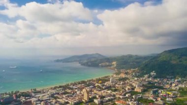 Phuket Adası Buda dağ günbatımı panorama 4k zaman atlamalı Tayland