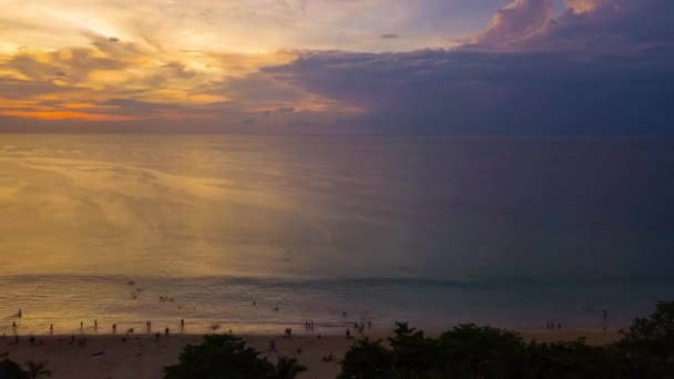 Panorama Shot Van Beroemde Resort Strand Van Phuket Eiland Timelapse — Stockvideo
