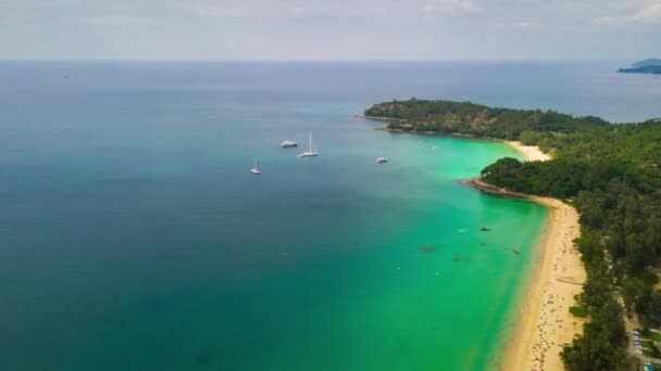 Foto Panorâmica Famosa Praia Resort Ilha Phuket Timelapse Footage — Vídeo de Stock