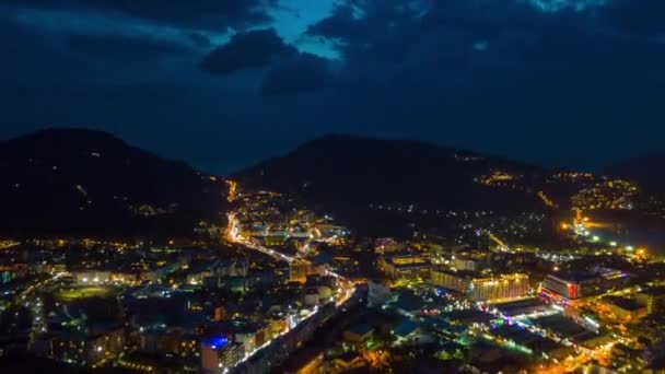 Panorama der nächtlichen Küste in Phuket — Stockvideo