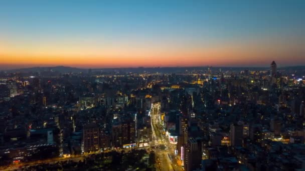 Ночное Время Тайбэй Дорожного Движения Панорама Города Отснятый Материал Китай — стоковое видео