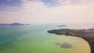 ünlü tatil Beach phuket Adası'nın panoramik çekim. 4 k timelapse görüntüleri