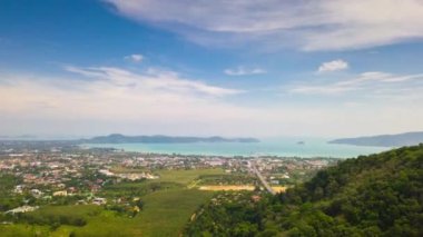 Phuket Adası Buda dağ günbatımı panorama 4k zaman atlamalı Tayland