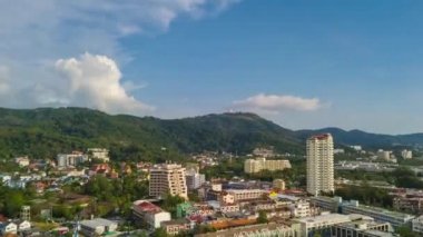 Phuket Adası Buda dağ günbatımı panorama 4k zaman atlamalı Tayland