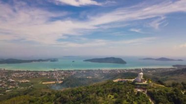 Phuket Adası Buda dağ günbatımı panorama 4k zaman atlamalı Tayland