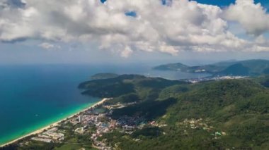 Phuket Adası Buda dağ günbatımı panorama 4k zaman atlamalı Tayland