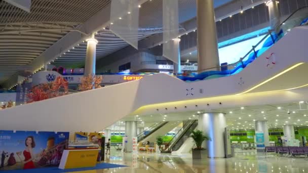 Shenzhen Shekou Cruise Center Interieur Met Toeristen China — Stockvideo