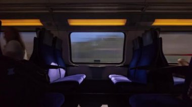 Guangzhou şehir içi tren 4k zaman aşımlı porselen