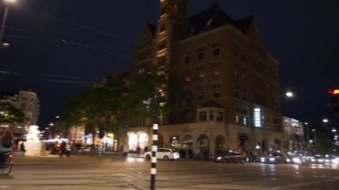 Amsterdam Şehri Bulutlu Gün Trafiği Sokak 4K Hollanda