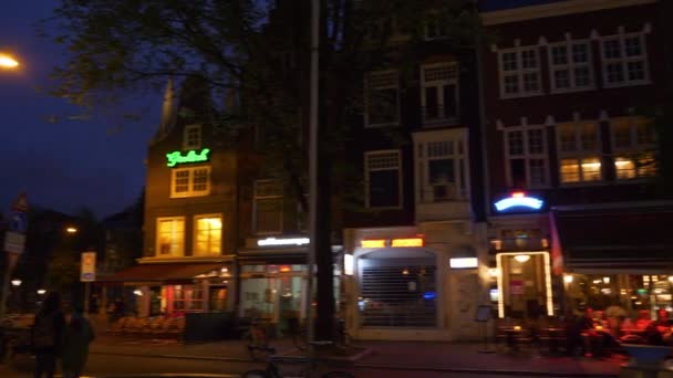 Amsterdam Şehri Bulutlu Gün Trafiği Sokak Hollanda — Stok video