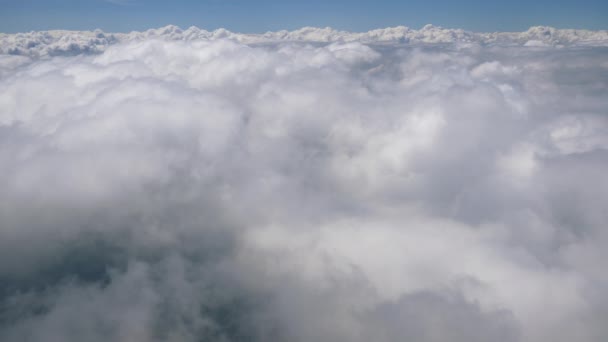 Amazing plane flight footage above Amsterdam