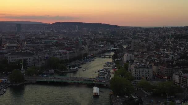 Filmagem Panorama Paisagem Urbana Ribeirinha Zurique Suíça — Vídeo de Stock
