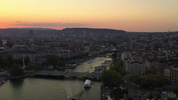 Noite Filmagem Panorama Paisagem Urbana Ribeirinha Zurique Suíça — Vídeo de Stock