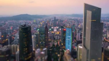 Gün zaman Guangzhou cityscape hava panorama. 4 k timelapse görüntüleri Çin 