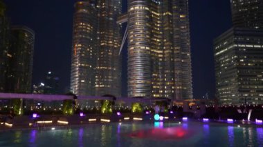 Kuala Lumpur, Malezya - Ekim 12018: Kuala lumpur şehir merkezi ünlü kuleler en iyi hava manzarası 4k cirka Ekim 1 2018 kuala lumpur, Malezya