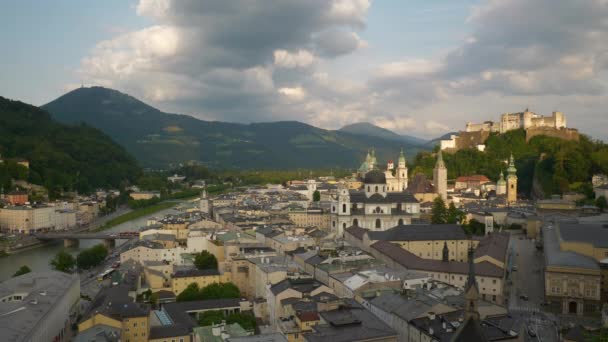 Salzburg Oostenrijk Juli 2019 Dag Salzburg Centrum Stadsgezicht Bergtop Panorama — Stockvideo