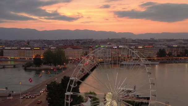 Evening Time Metraje Del Panorama Urbano Ginebra Con Noria Suiza — Vídeos de Stock