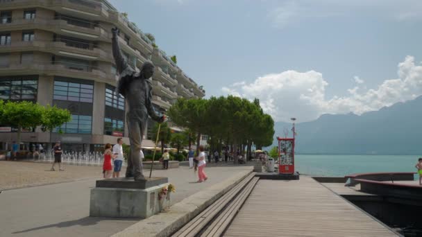 Montreux Ελβετια Ιουλιου 2019 Πόλη Ηλιόλουστη Μέρα Διάσημο Μνημείο Λίμνη — Αρχείο Βίντεο