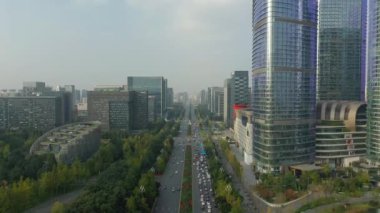 Gündüz vakti Chengdu şehri şehir merkezindeki panorama 4K porselen.