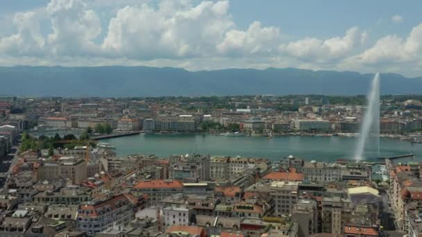 Tageszeit Filmmaterial Von Genf Luftbild Flusslandschaft Mit Riesigem Brunnen Schweiz — Stockvideo