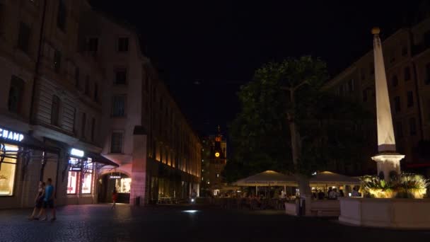 Suiza Crepúsculo Geneva Ciudad Noche Tráfico Calle Metraje Panorama — Vídeos de Stock