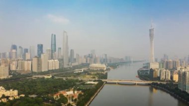 Gündüz vakti Guangzhou Endüstriyel Şehir Havası Panoraması. 4k zaman dilimi Çin porseleni