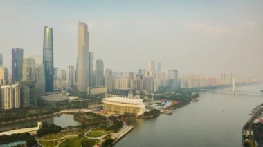 Gündüz vakti Guangzhou Endüstriyel Şehir Havası Panoraması. 4k zaman dilimi Çin porseleni